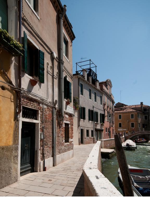 Vista Canale - Sant'antonin * Venecia